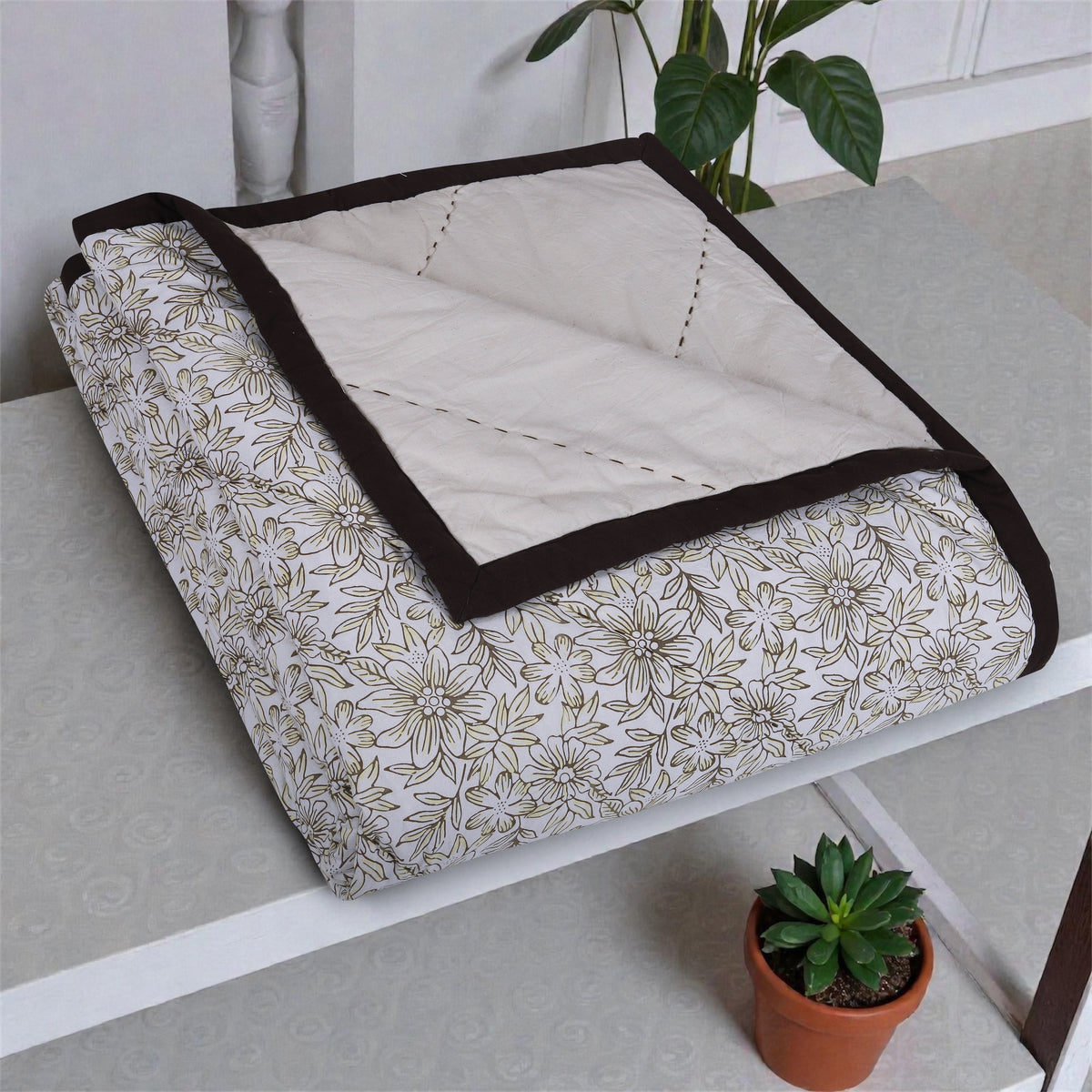 Floral Print Quilt Set