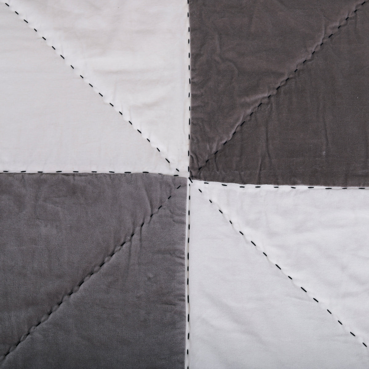 Urban Grey Geometric Quilt Set