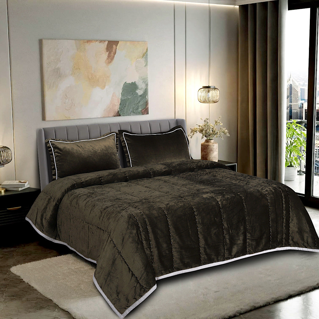 Olive Velvet Pearl Quilt