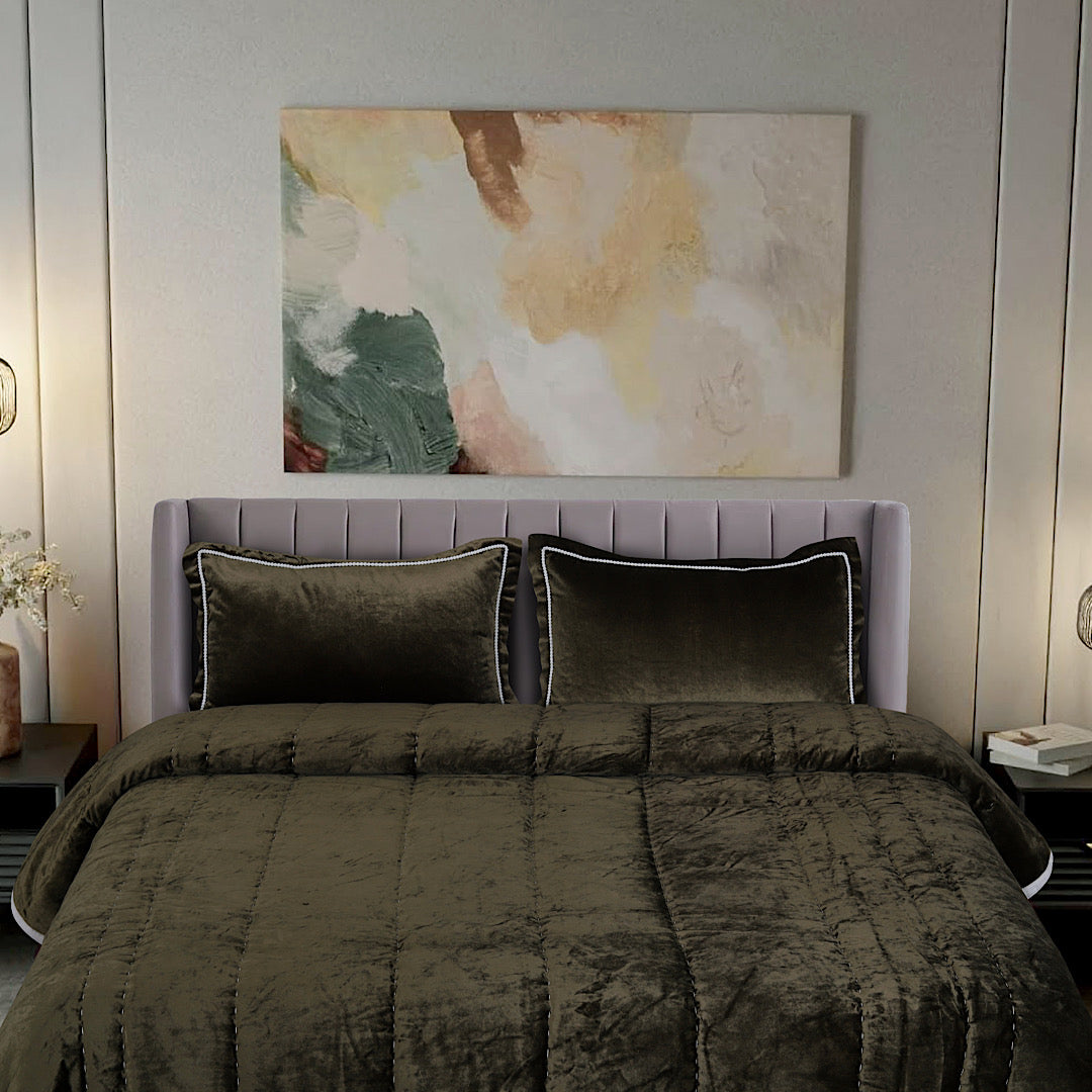 Olive Velvet Pearl Quilt