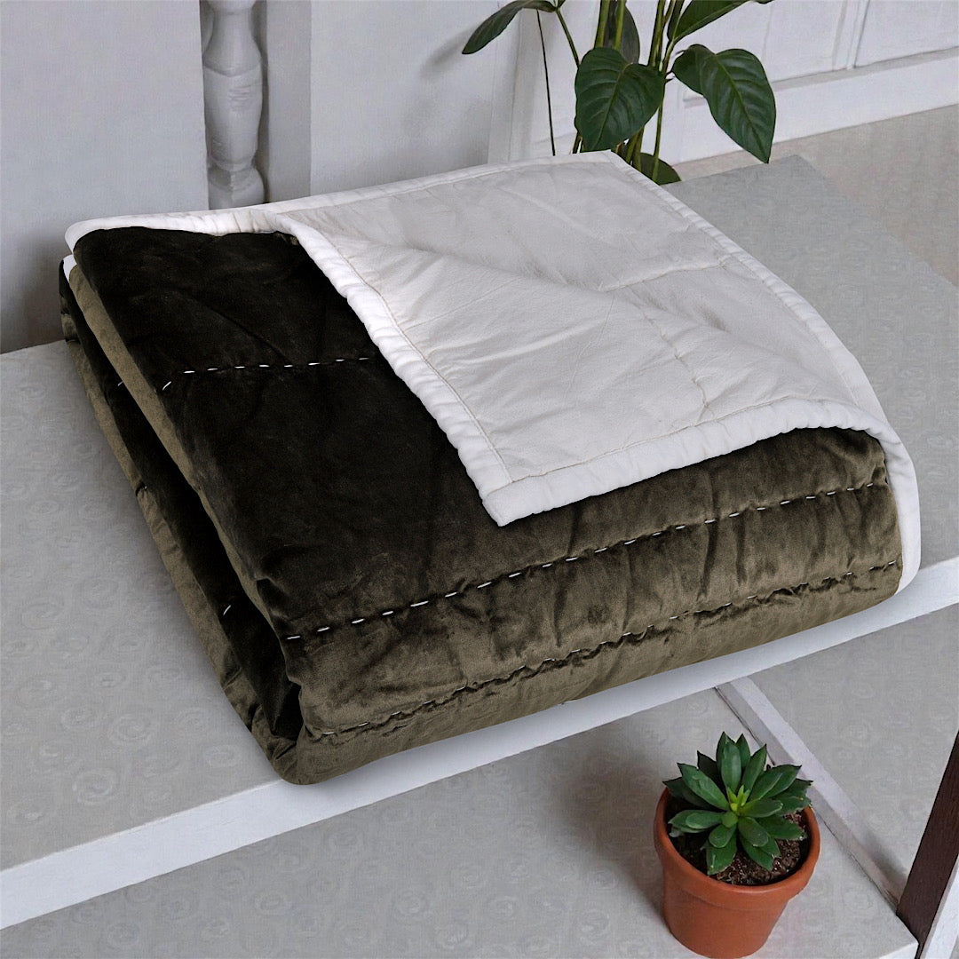 Olive Velvet Pearl Quilt